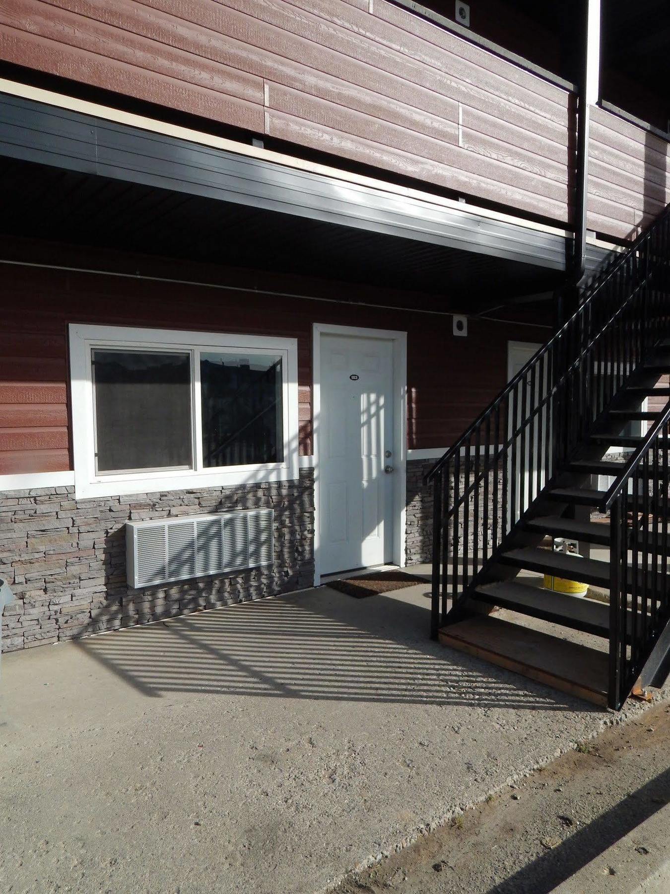 Hinton Highway Inn Экстерьер фото